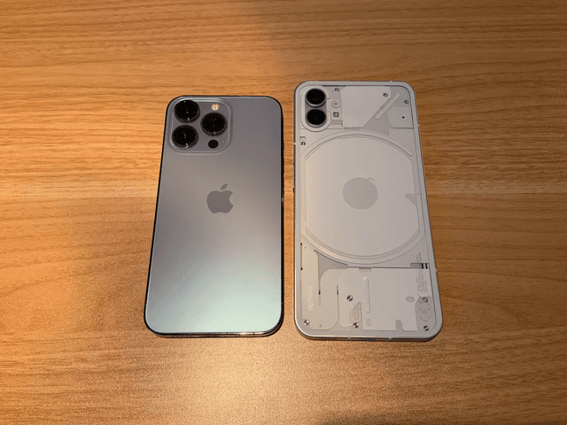 Nothing Phone (1) yaratuvchilari Apple bilan raqobatlashmoqchi va AQShda yangi smartfon chiqarmoqchi