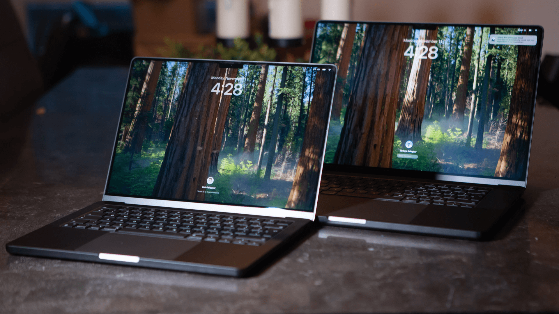 OLED displeyli MacBook Pro birinchi marta sensorli ekranga ega bo‘ladi